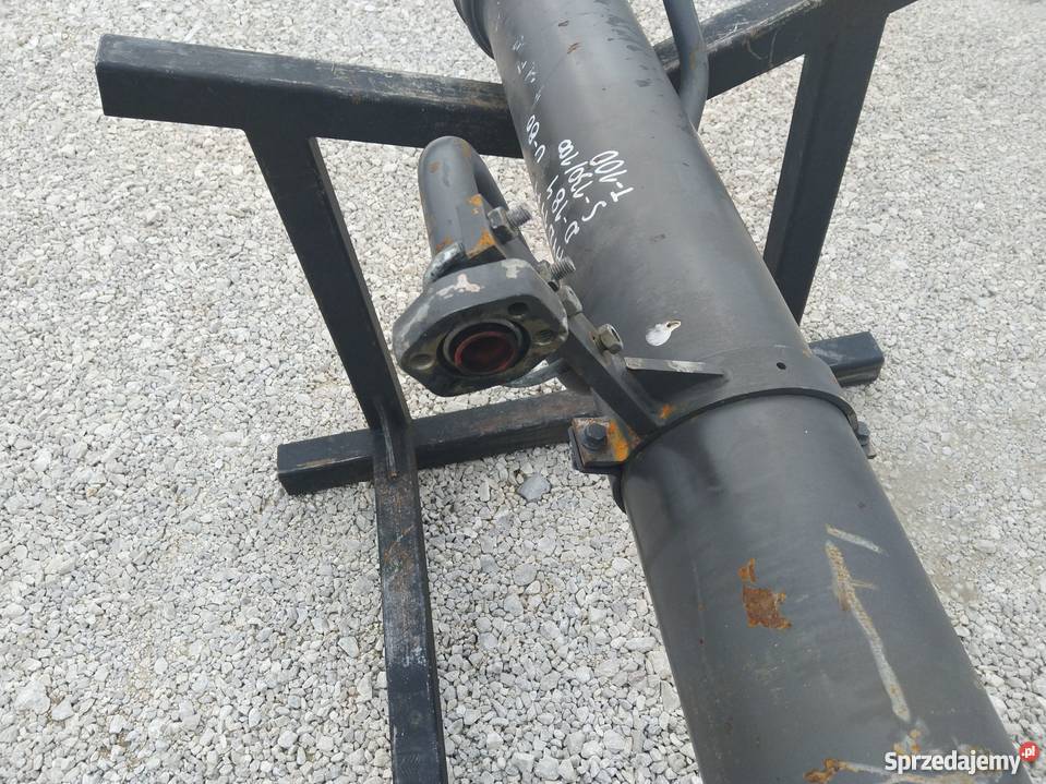 Siłownik Volvo EC 220 230 240 160 180 210 D184