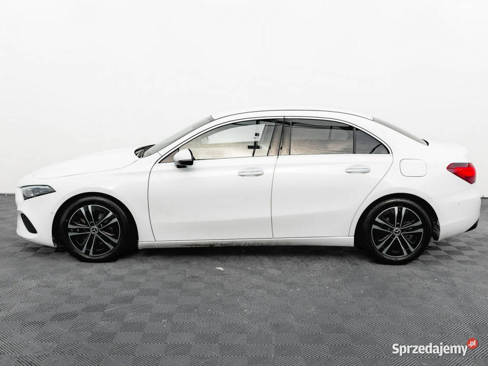 Mercedes A 200 GD8K616200 d Progressive 8GDCT klimatyzacja