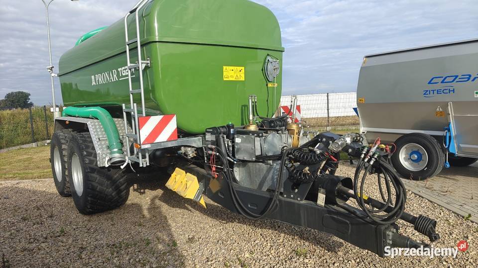 Wóz asnizacyjny beczka PRONAR TG214 plastik Rząśno