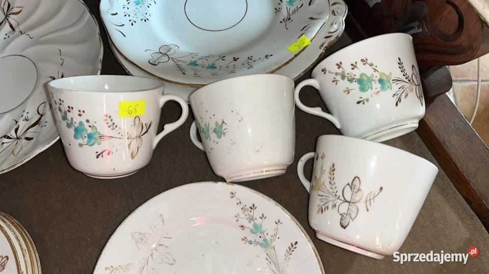 Duża filiżanka z talerzykiem Bez sygnatury