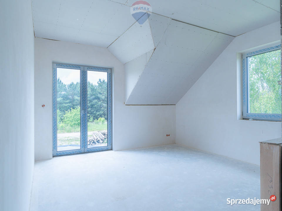 Połowa domu w pobliżu Kampinoskiego Parku Nar