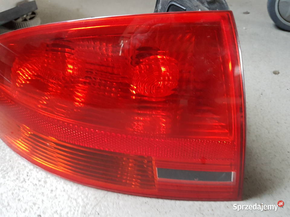 AUDI A4 B7 SEDAN LAMPA TYLNA LEWA ZEWNETRZNA Turek sprzedam