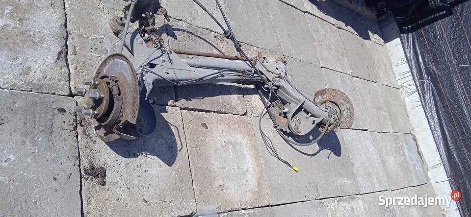 belka zawieszenia wahacze Volvo c70 9703 Rok produkcji 1999