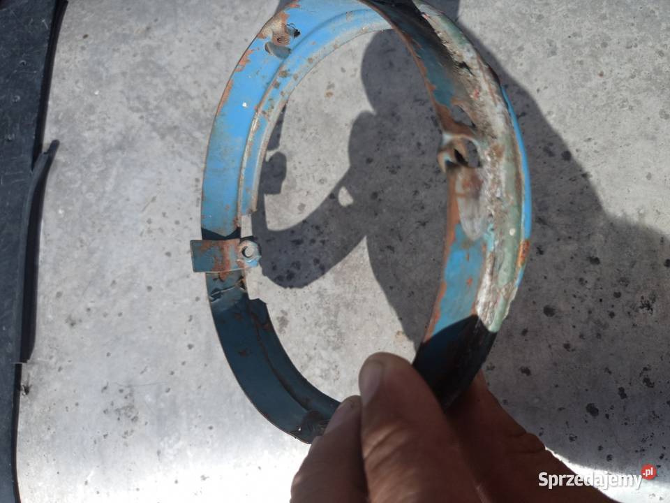 Ramka mocowania elementu optycznego skuter iwl Obudowy lamp i żarówek Motoryzacja Piszczac sprzedam