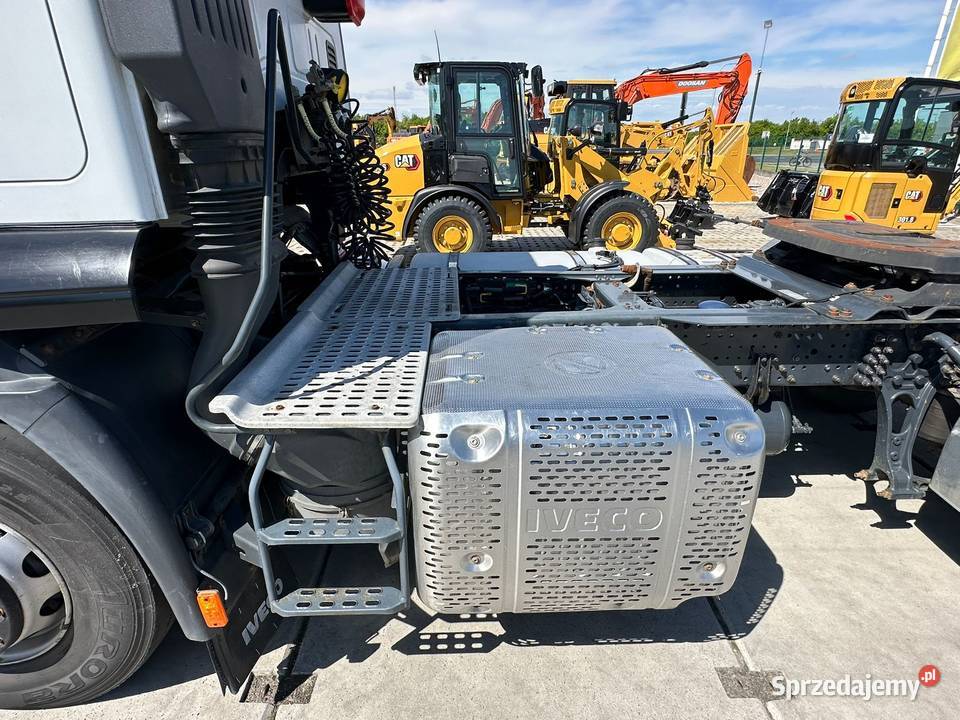 CIĄGNIK SIODŁOWY MARKI IVECO STRALIS AT440TPRR Rok produkcji 2017 Ciągniki siodłowe