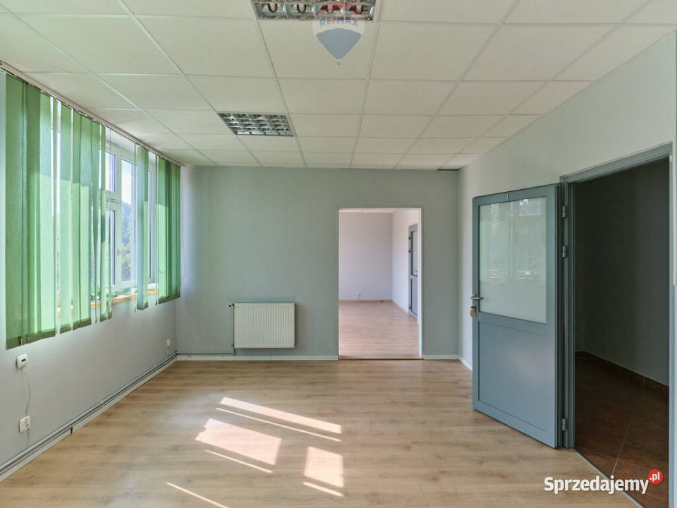 Kompleks produkcyjnomagazynowybiurowiec Bielsko-Biała