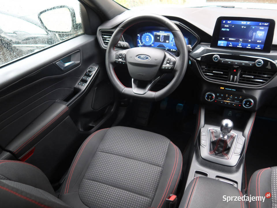 Ford Kuga 15 EcoBoost światła przeciwmgielne Katowice sprzedam