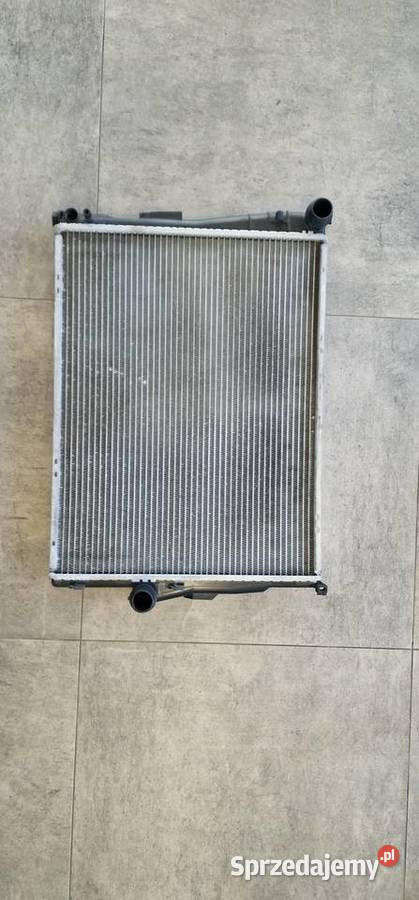 CHŁODNICA WODY BMW E46 COMPACT NISSENS 60784A osobowe Chłodnie wody śląskie