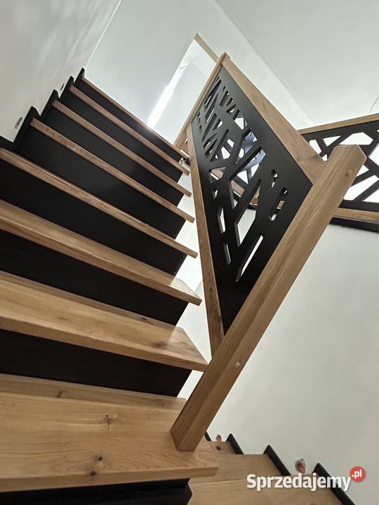 Stopnie dębowe Schody wewnętrzne
