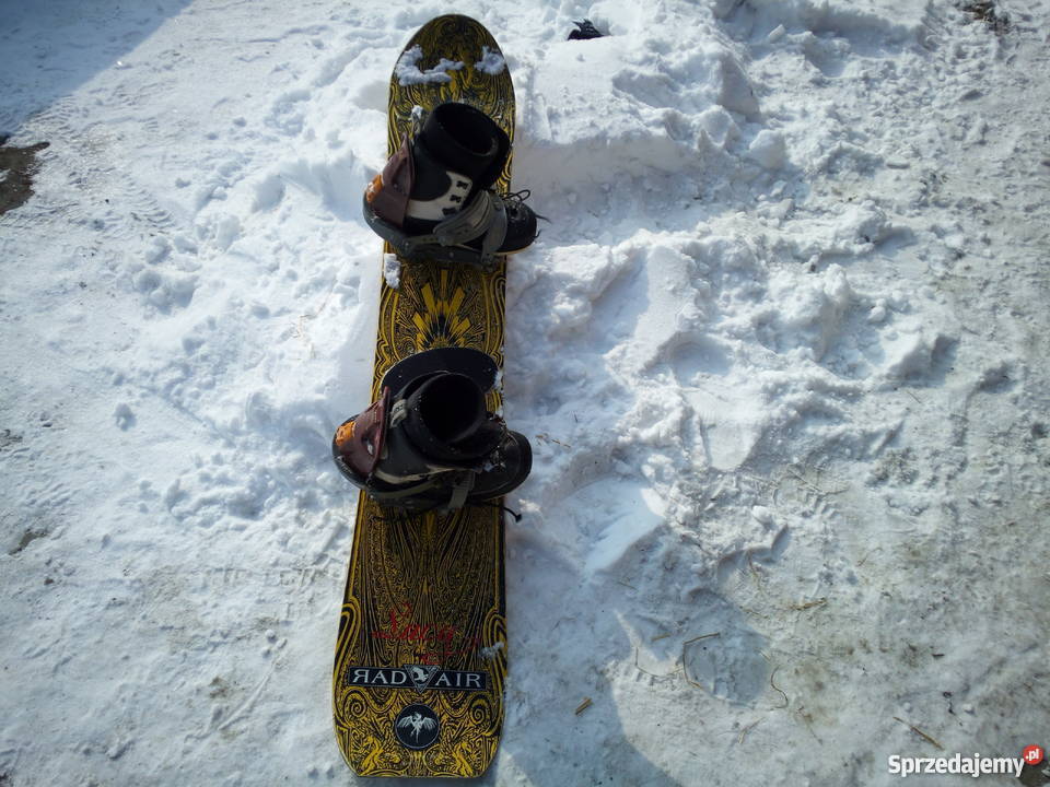 Snowboard mało używany w stanie Z butami małopolskie Okocim