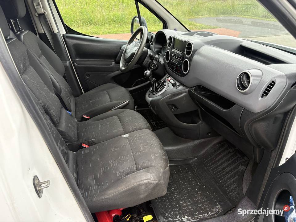 Citroen Berlingo 16hdi 2008 long salon Polska 3 welurowa tapicerka dolnośląskie Jelcz-Laskowice