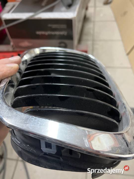 Kratka BMW e46 lewa lift tuning zamiennik atrapa osobowe Płock