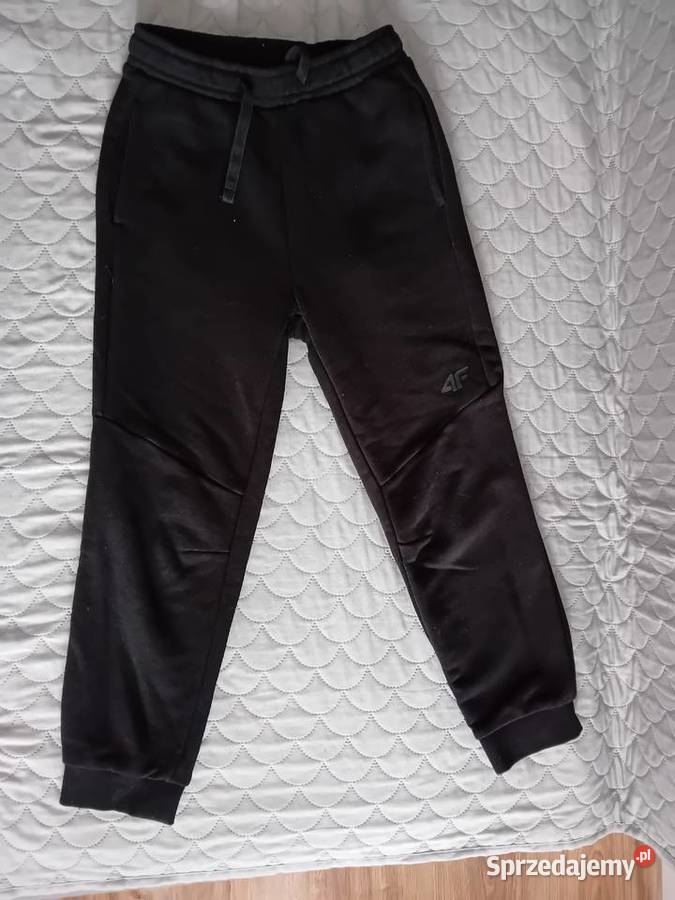 Spodnie dresowe 4 F 128 Kielce