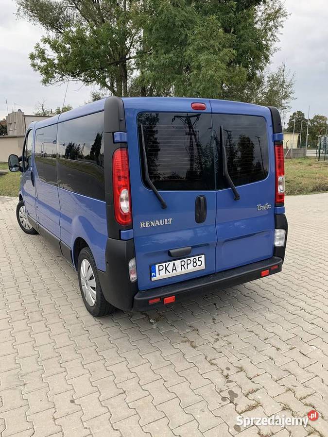 Renault Trafic II long 9 osobowy 20 DCI 115 230000km Kalisz sprzedam