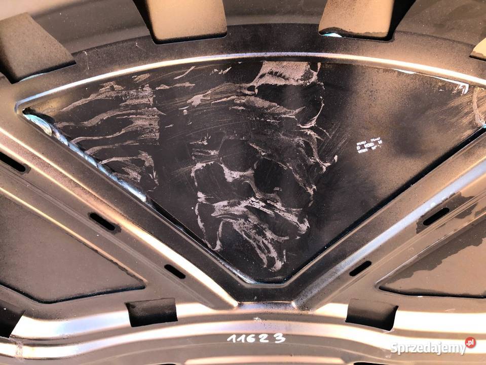 AUDI Q3 8U 20112015 przed liftem Maska pokrywa Skarżysko-Kamienna sprzedam