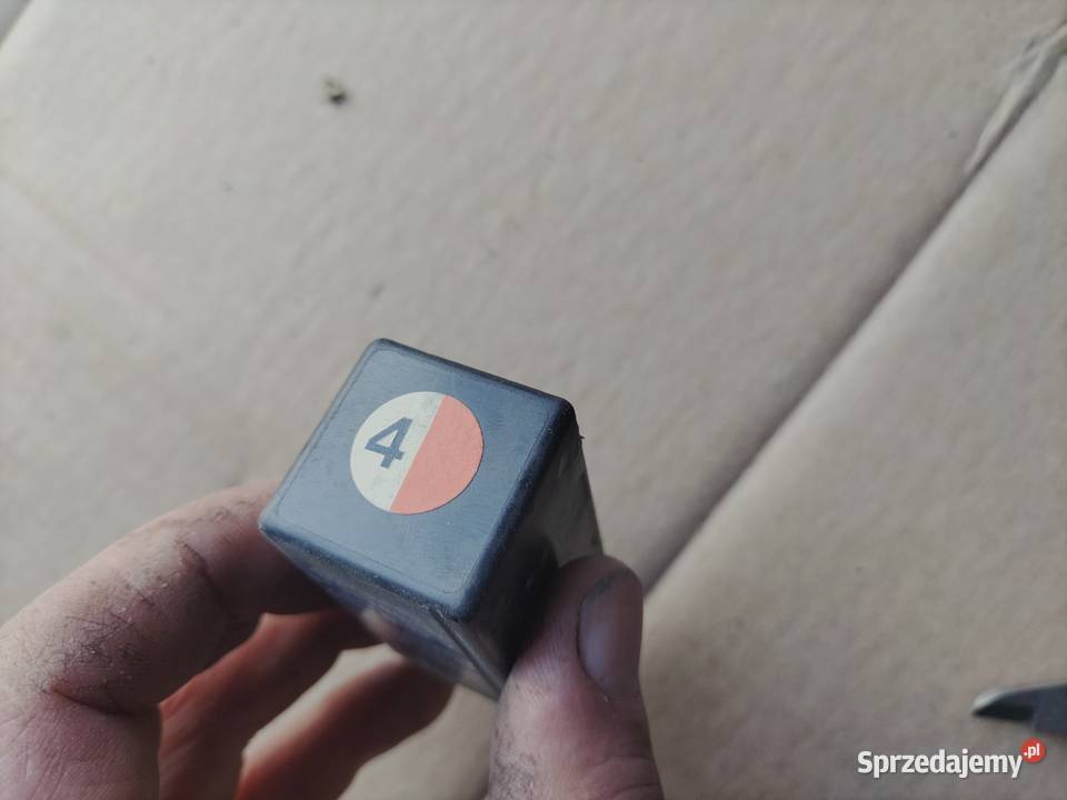 PRZEKAŹNIK HELLA 813919082A przekaźniki Kamień-Kolonia sprzedam