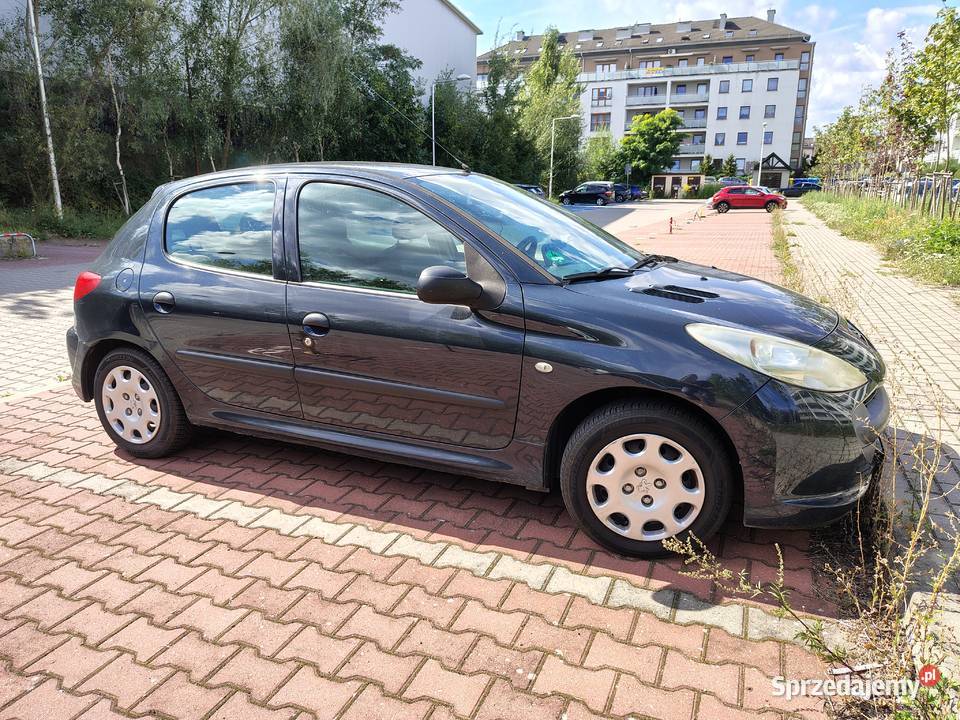 Peugeot model 206 rocznik 2011 stan nieuszkodzony Zielona Góra