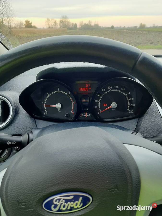 Sprzedam Fieste MK 7 2012r mały przebieg Festiva Połaniec