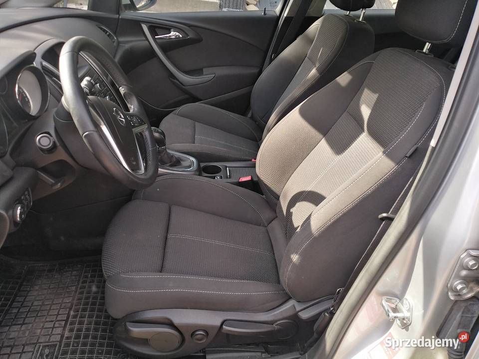 OPEL ASTRA 16 cdti 110 zar w kraju Navi el wsp podgrzewane fotele Astra Limanowa