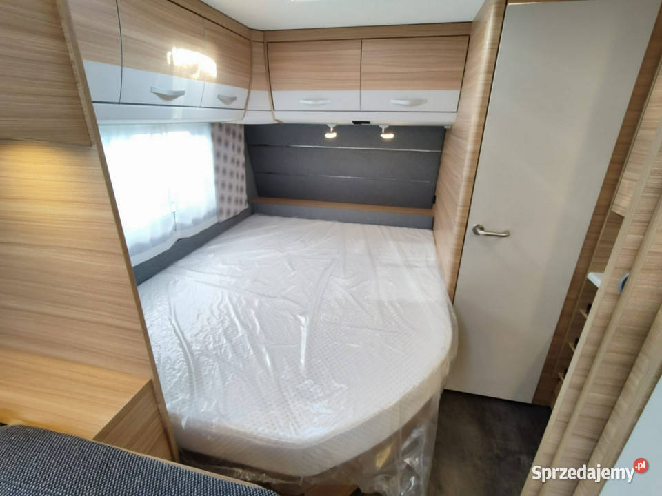 przyczepy kempingowe Dethleffs Camper 560 FMK Gaj