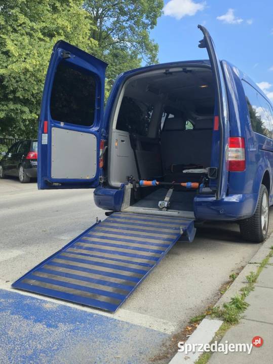 VW Caddy POJAZD DO PRZEWOZU OSOBY Zgierz