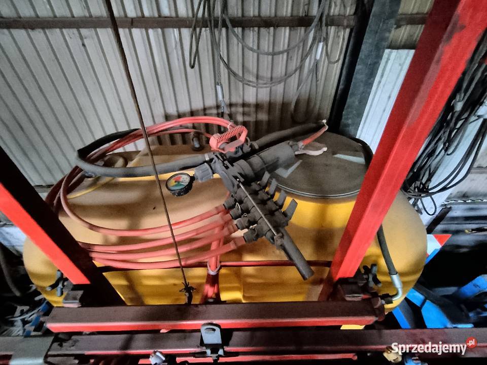 Opryskiwacz zawieszany biardzki 600l amazone Niekarmia