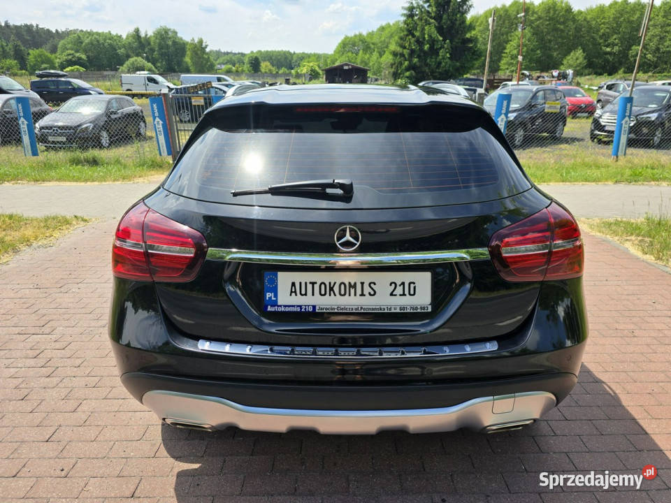 Mercedes GLA 200 Mercedes GLA 180 benzynka z Cielcza sprzedam