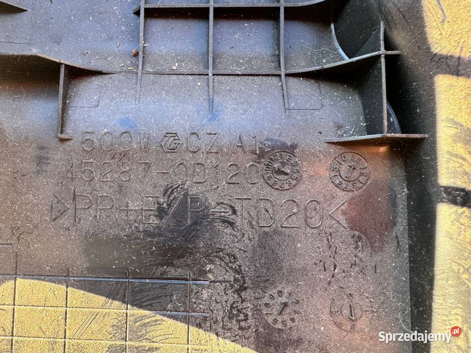 Osłona kolumny kierownicy TOYOTA YARIS III Brzesko