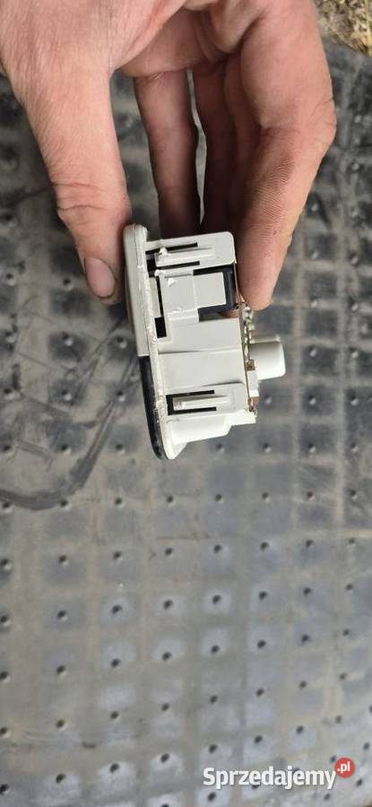 Lampka podsufitki Vw Golf 4 IV Bora Passat B5 Rok produkcji 2002 Słupsk