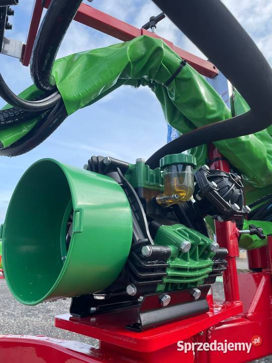 Opryskiwacz polowy Brandi 1200L 121518m Nowy RSM