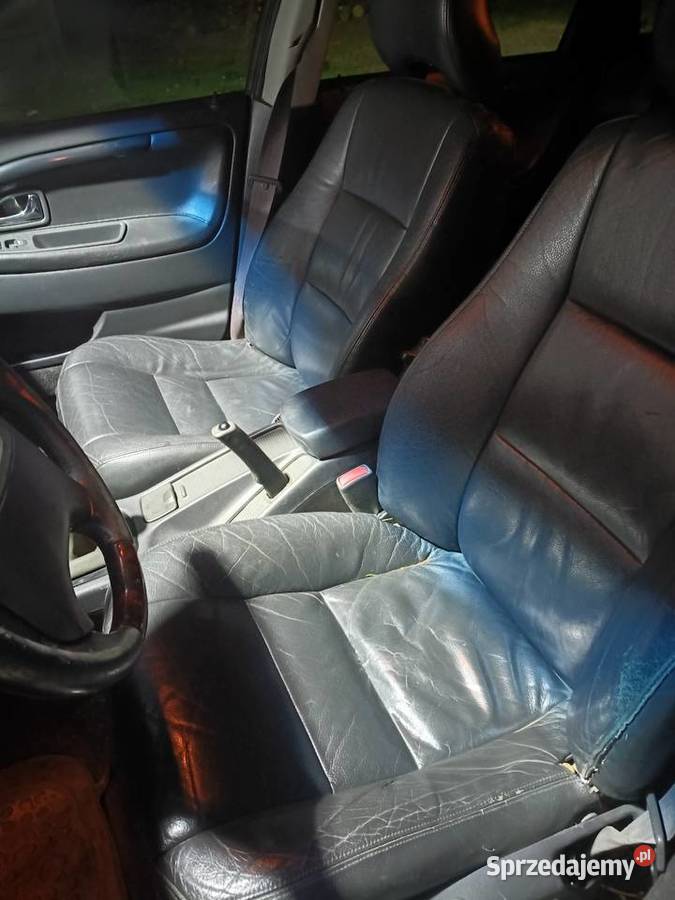 Volvo V40 19D 2002r NA CZĘŚCI kod lakieru 24713 Rejowiec Fabryczny