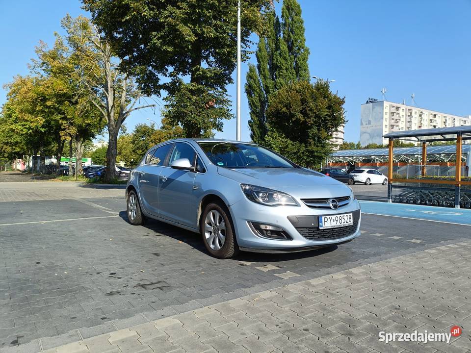 Opel Astra bogato wyposażona Hatchback wielkopolskie Poznań sprzedam
