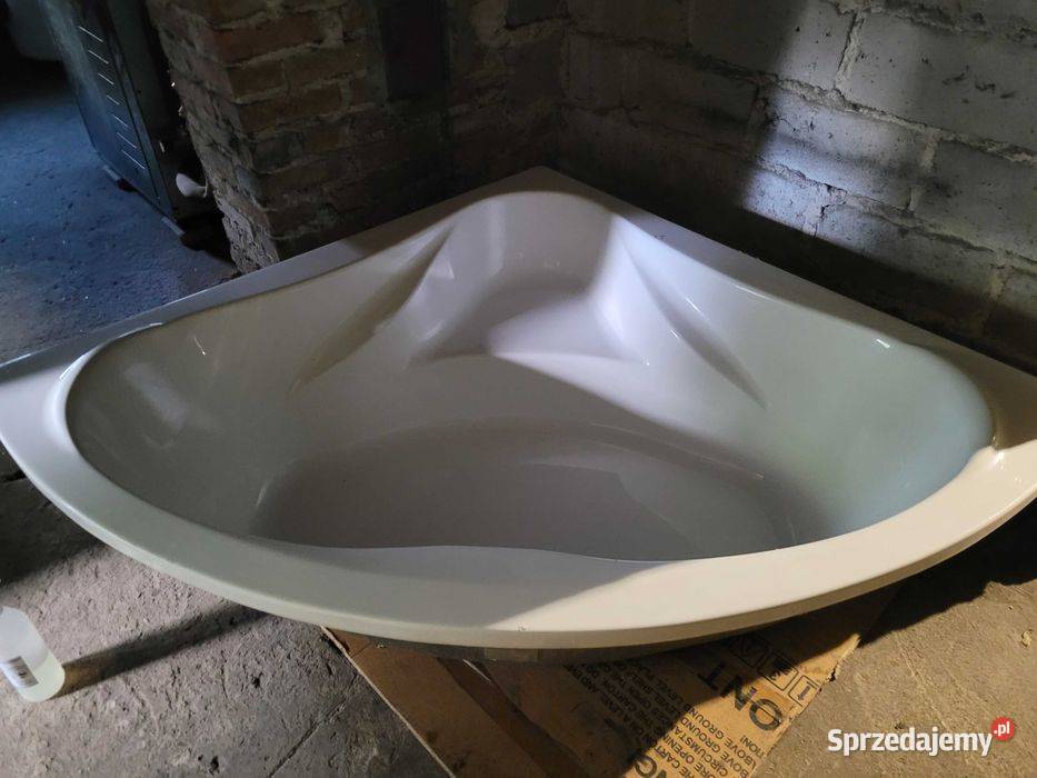 Wanna narożna Krasne