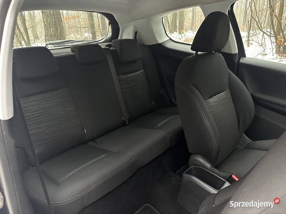 Peugot 208 10 benz 2013r 999cm3 pomorskie sprzedam