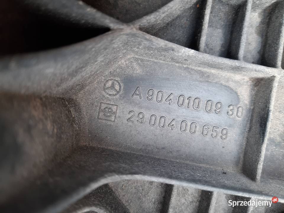 MERCEDES ATEGO OM904 POKRYWA ZAWORÓW A6040100930 blok silnika Trzciel