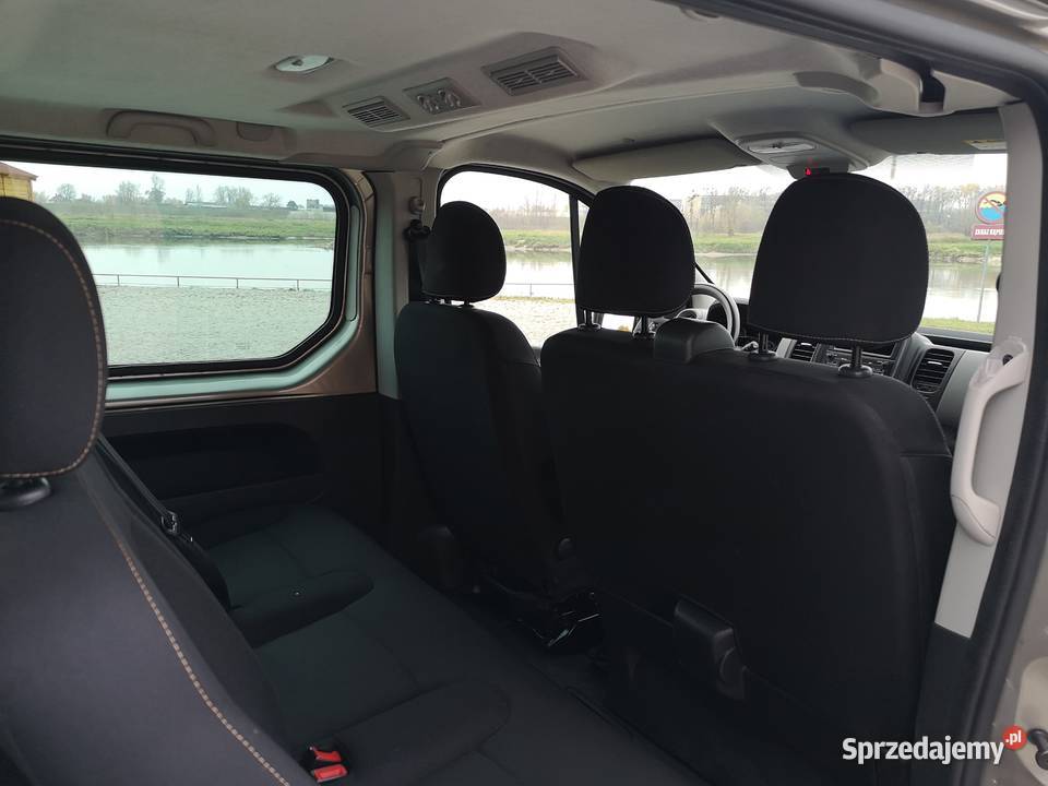 Sprzedam bus Traffic 16 dci 2017 diesel