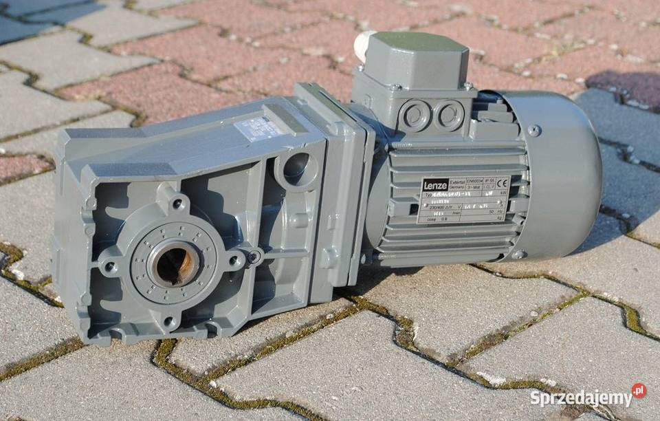 Motoreduktor kątowy 037kw 56obr min LENZE Kargowa sprzedam