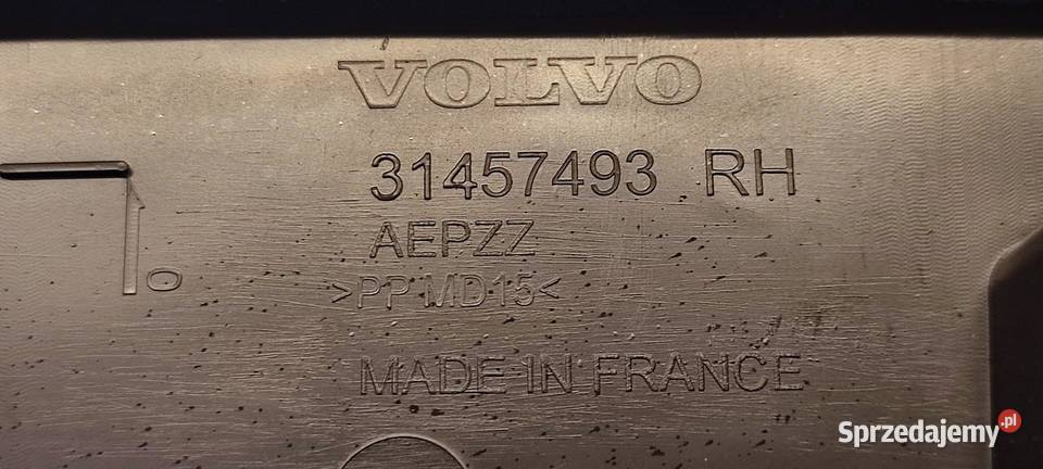 VOLVO XC40 OSŁONA SŁUPKA PRAWA 31457493 osobowe Listwy