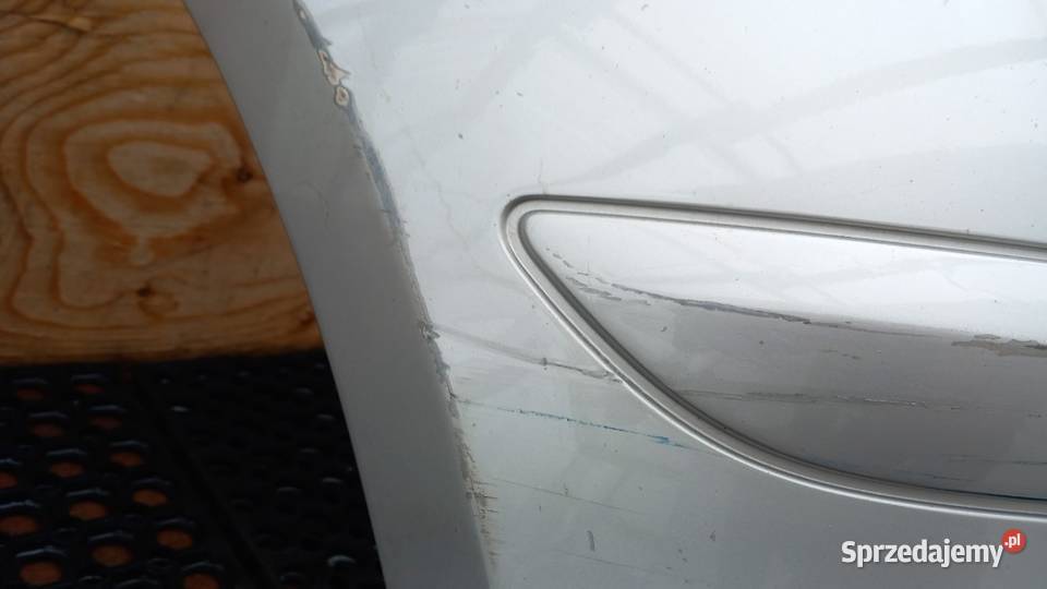 MERCEDES W169 ZDERZAK PRZÓD HALOGEN 761 Zbierkowo