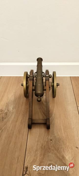 Mosiężna stara armata Jasło