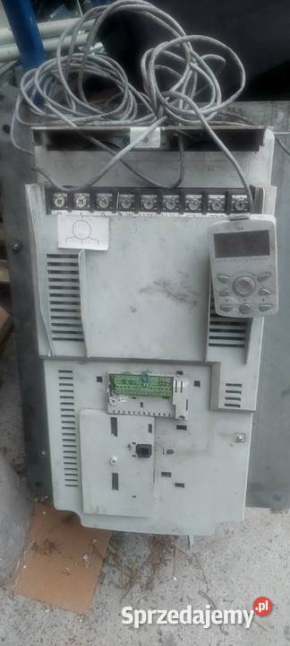 Falownik przemiennik częstotliwości wektorowy LG Świątniki Górne
