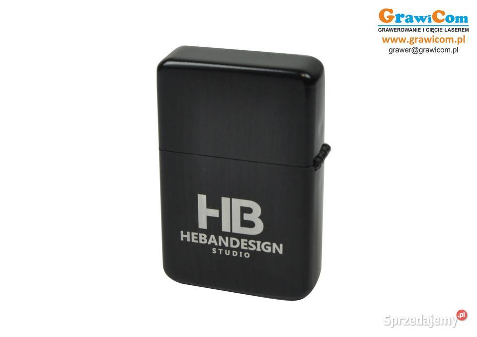 Zapalniczka benzynowa z grawerem czarna 10
