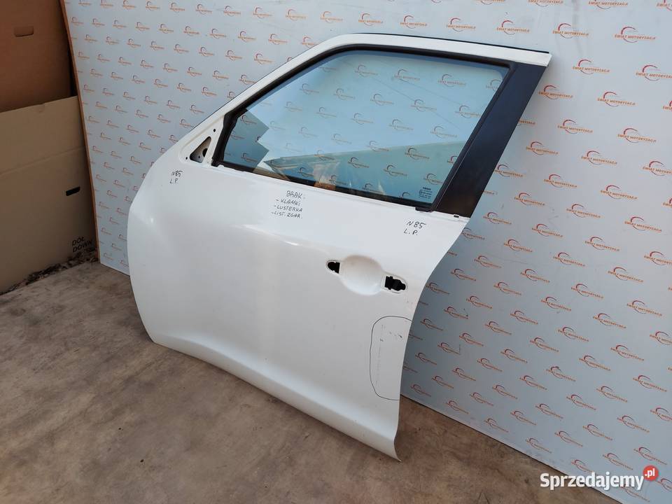 NISSAN JUKE 10r drzwi lewe przód 120 mikronów osobowe Kielce sprzedam