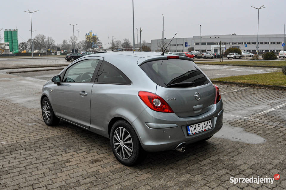 Opel Corsa 14 LPG Lift 2011 r benzyna+LPG
