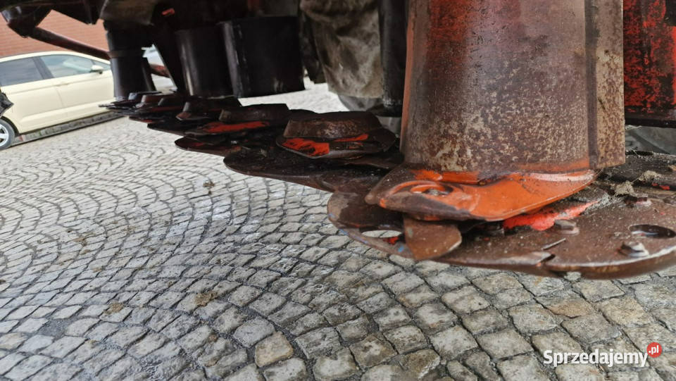 kosiarki łąkowe i wykaszarki Kuhn Kosiarka Głogówek