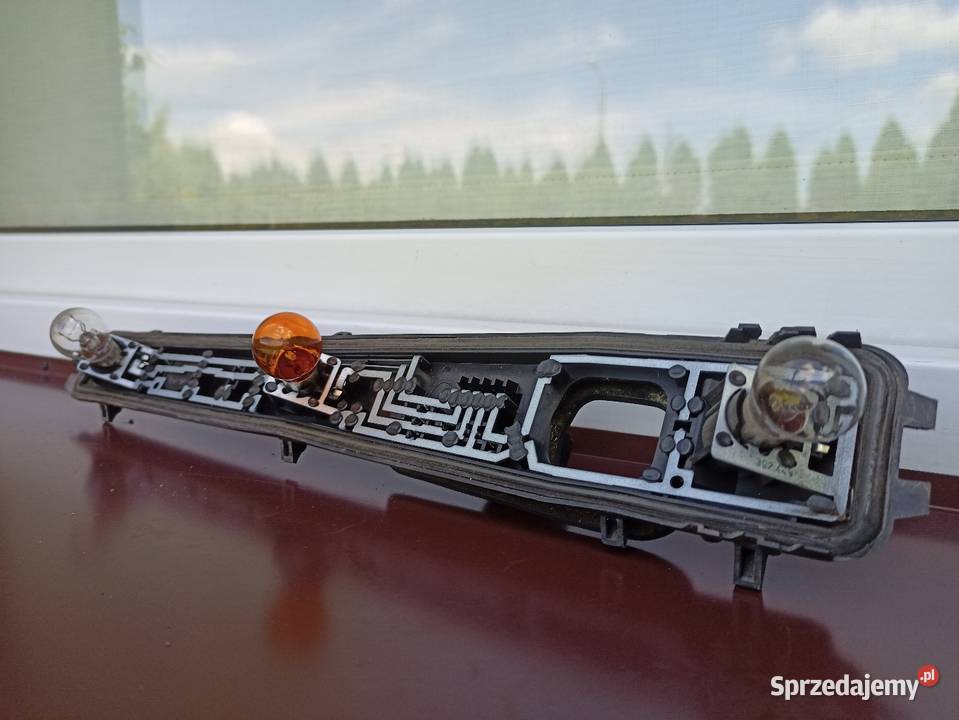 Ford Fiesta MK5 V 3d wkład oprawka lampy tył osobowe Sieradz