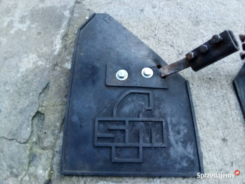 Chlapacze tył z uchwytami fiat 126p osobowe Karoseria