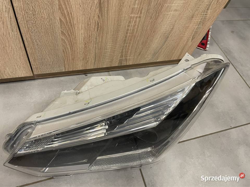 Isuzu d reflektor lewy przód lift Oświetlenie Kozubszczyzna sprzedam