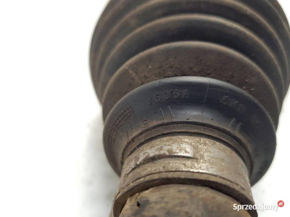 PÓŁOŚ PRAWA PRZÓD TOYOTA AURIS osobowe Pozostałe Lipno