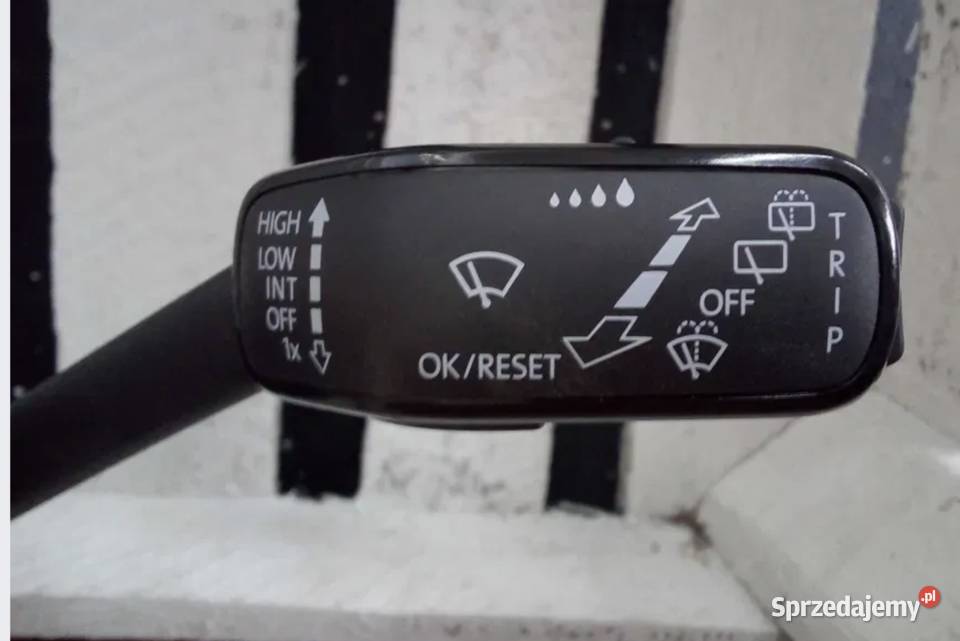 Manetka Volkswagen Golf TROC katalogowy Rok produkcji 2022 Turek